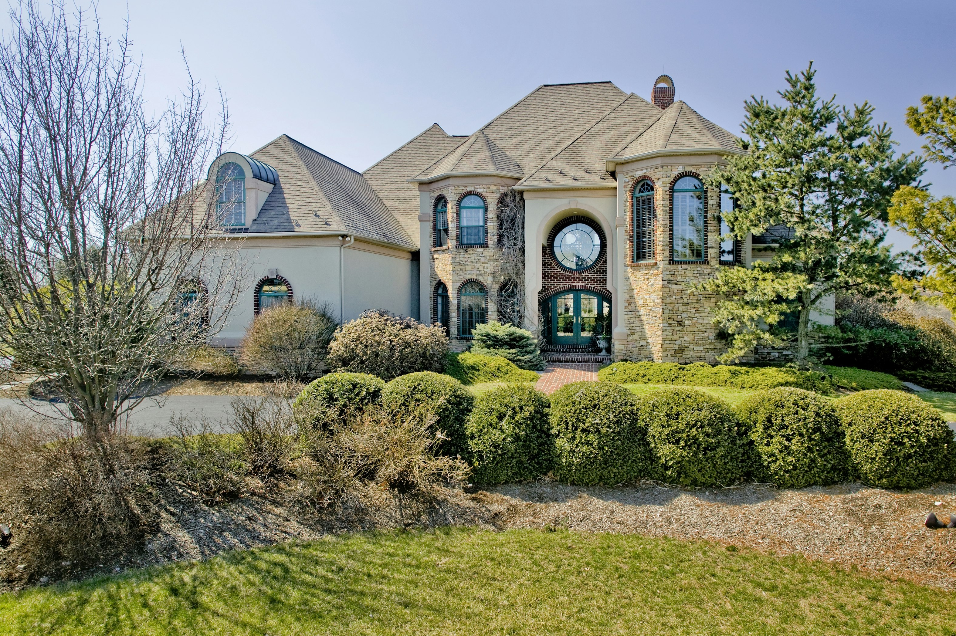 4322 W Wyndemere Circle, Schnecksville, PA 18078, Presented by Carol C